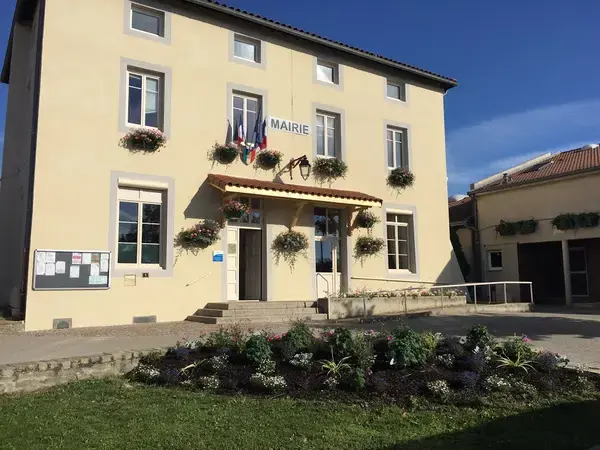 Monte Escalier 42 Monte escalier Cellieu