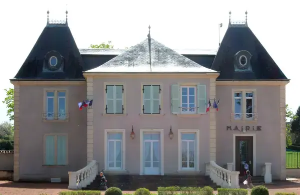 Monte Escalier 42 Monte escalier Commelle-Vernay