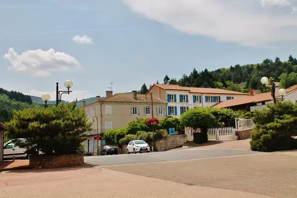 Monte Escalier 42 Monte escalier Saint-Alban-les-Eaux