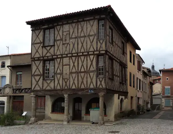 Monte Escalier 42 Monte escalier Saint-Germain-Laval