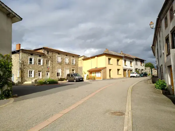 Monte Escalier 42 Monte escalier Saint-Romain-d'Urfé